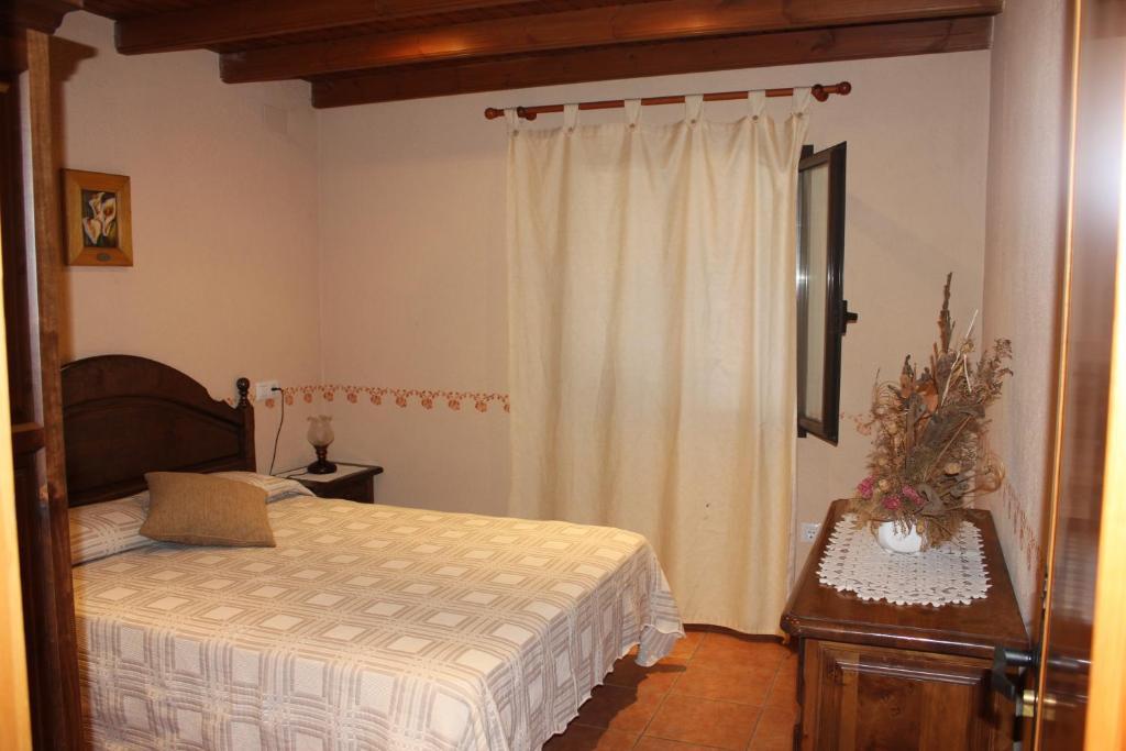 Can Carreras Albanya Room photo